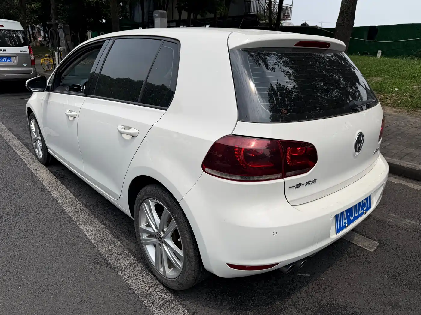 Volkswagen Golf 2012 1.4TSI Automatic Luxury фото 5