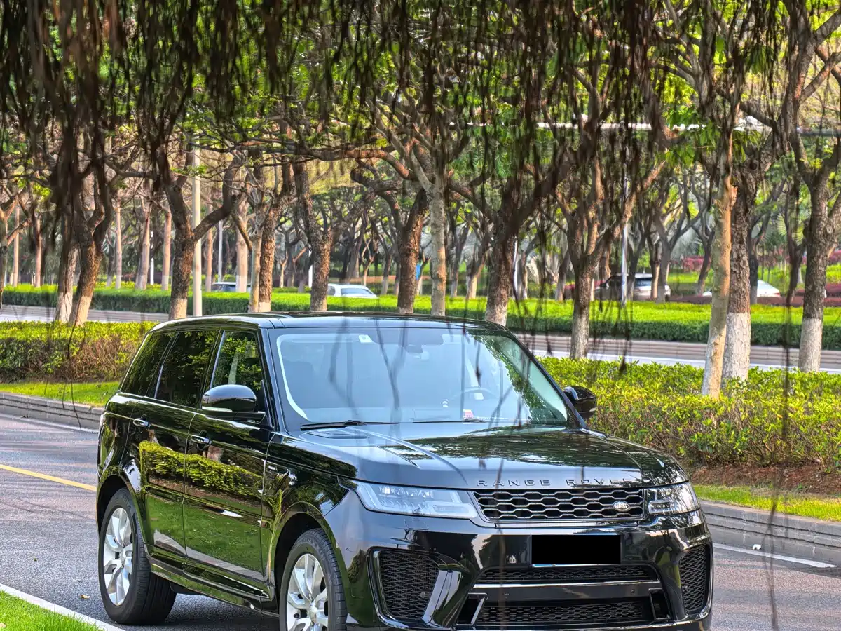 Land Rover Range Rover Sport 2014 3.0 SC V6 HSE фото 3