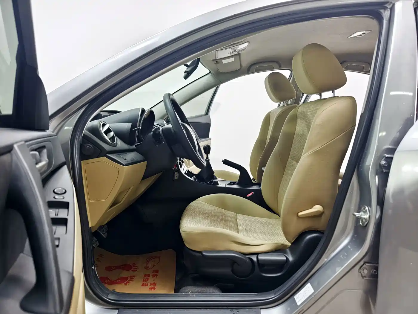 Mazda Mazda3 Axela 2012 2011 Sedan 1.6L Manual Comfort
