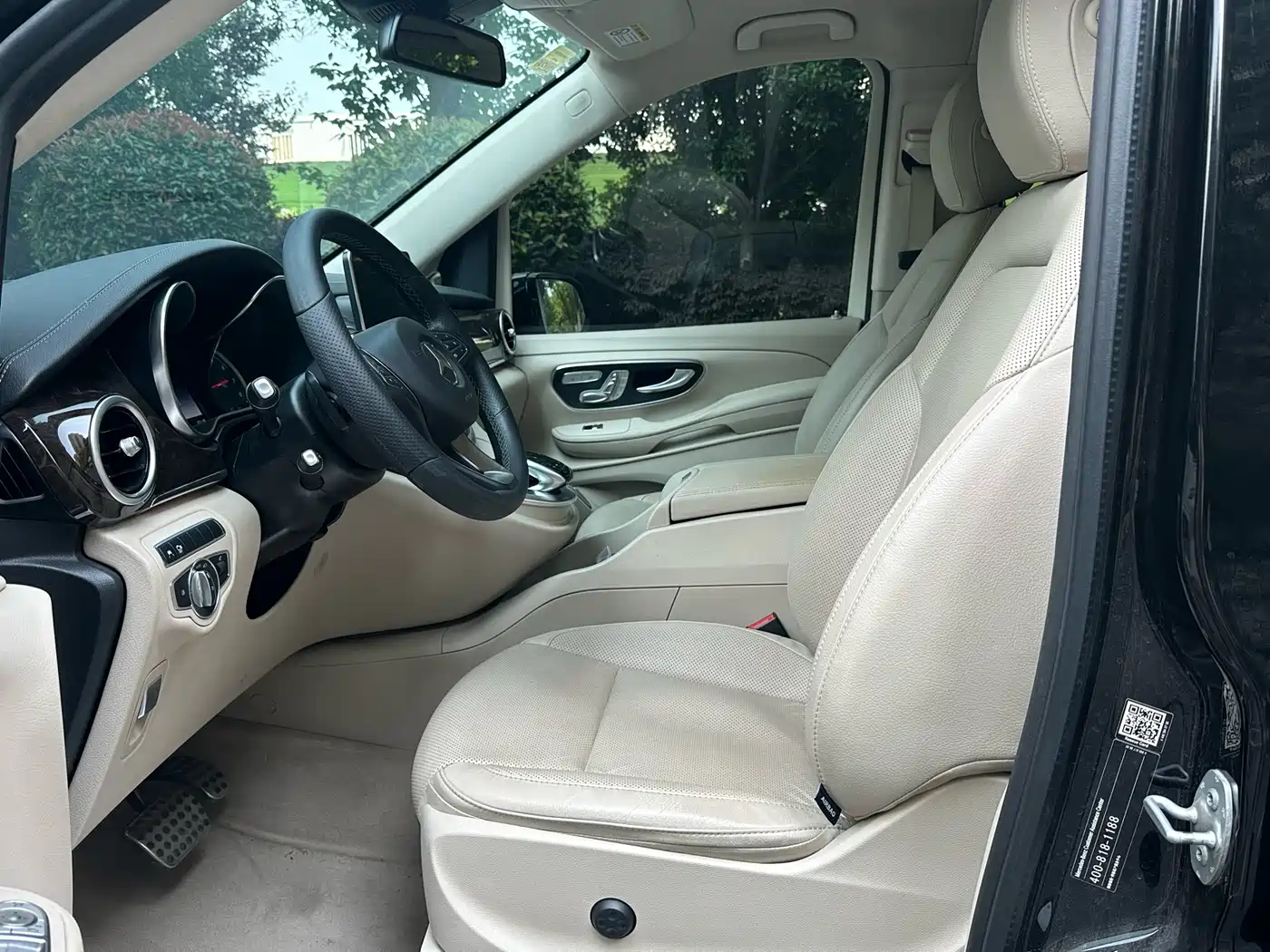 Mercedes-Benz V-Class 2018 V 260 L Premium Long Wheelbase Edition China VI фото 7