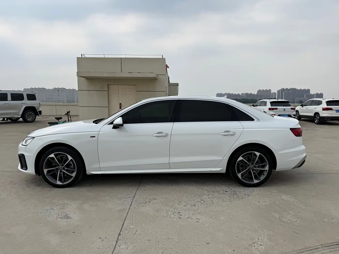AUDI A4L