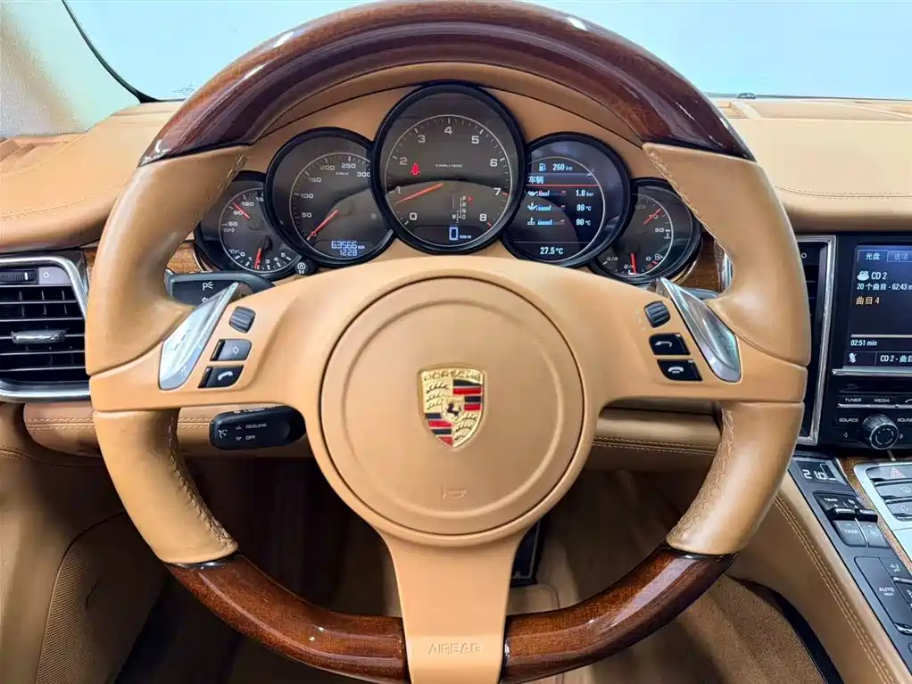 Porsche Panamera 2013 Panamera Platinum Edition 3.6L фото 13