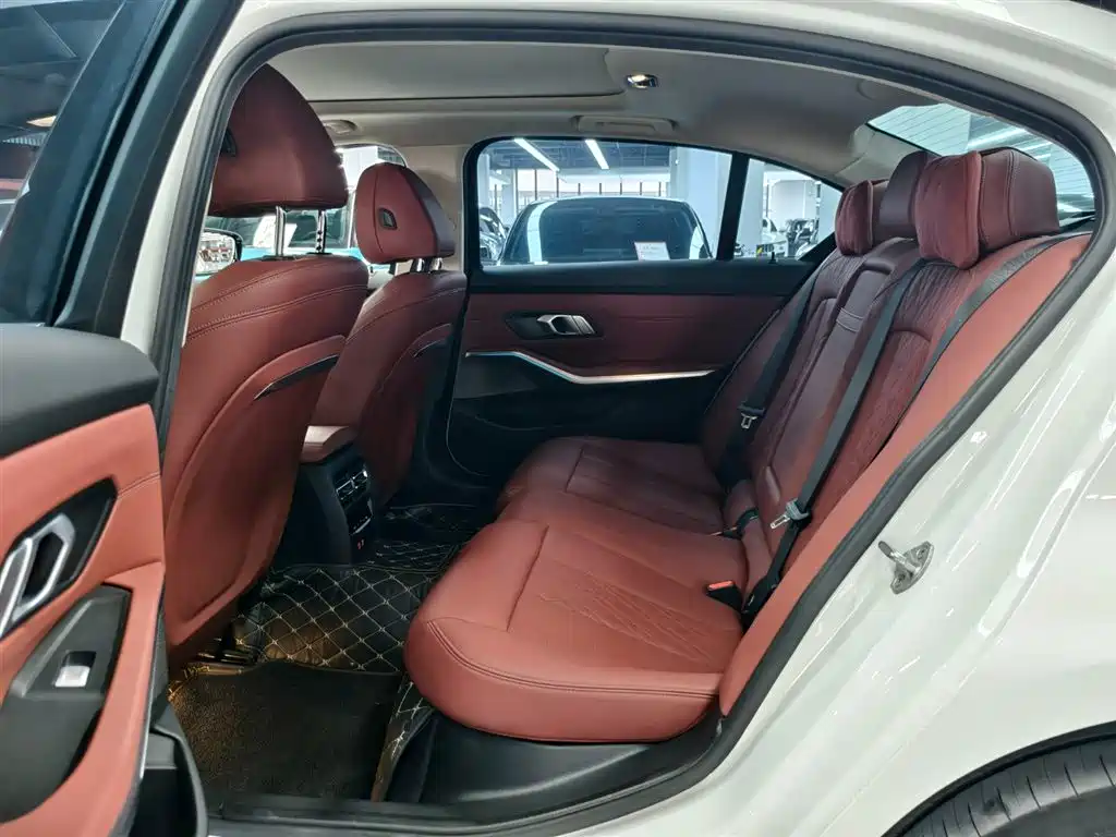 BMW i3 2022 eDrive 35 L фото 11
