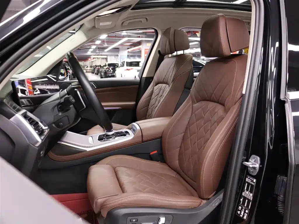 BMW X7 2023 xDrive40i Leading Luxury Package фото 9