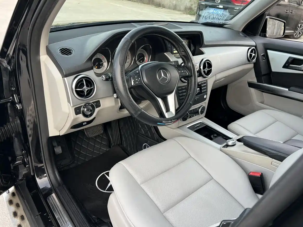 Mercedes-Benz GLK-Class 2013 GLK 300 4MATIC Dynamic Sunroof фото 5