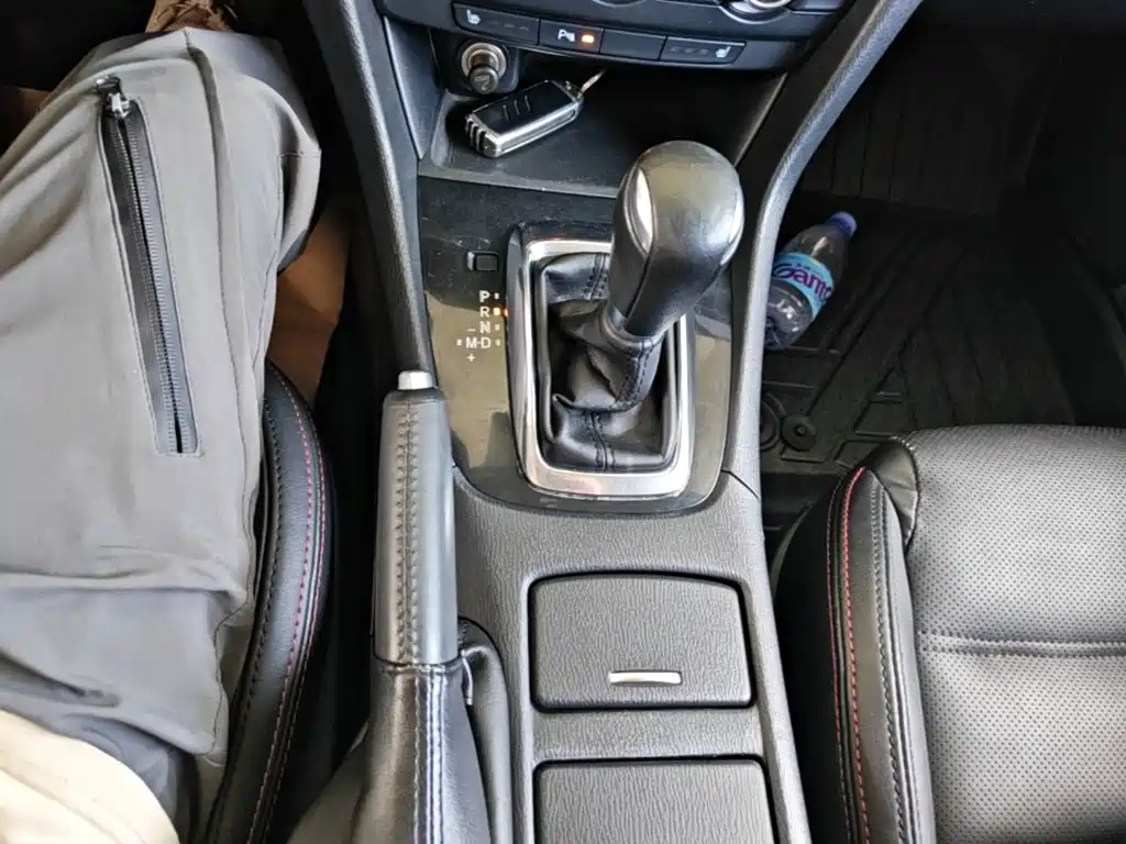 Photo 14 - Mazda Atenza