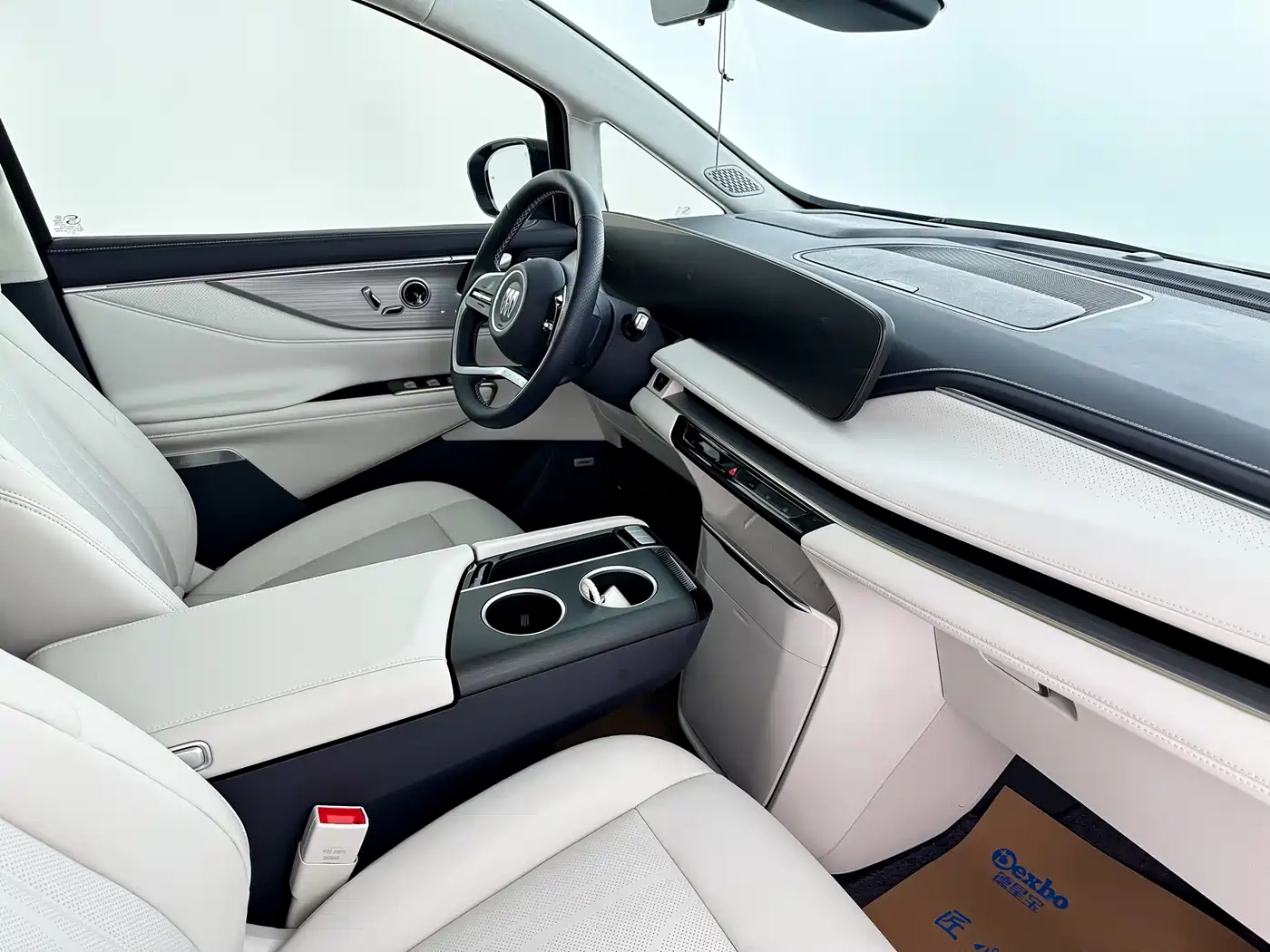 BUICK GL8 NEW ENERGY