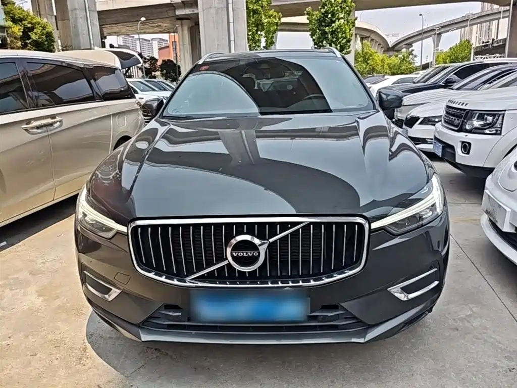 VOLVO XC60
