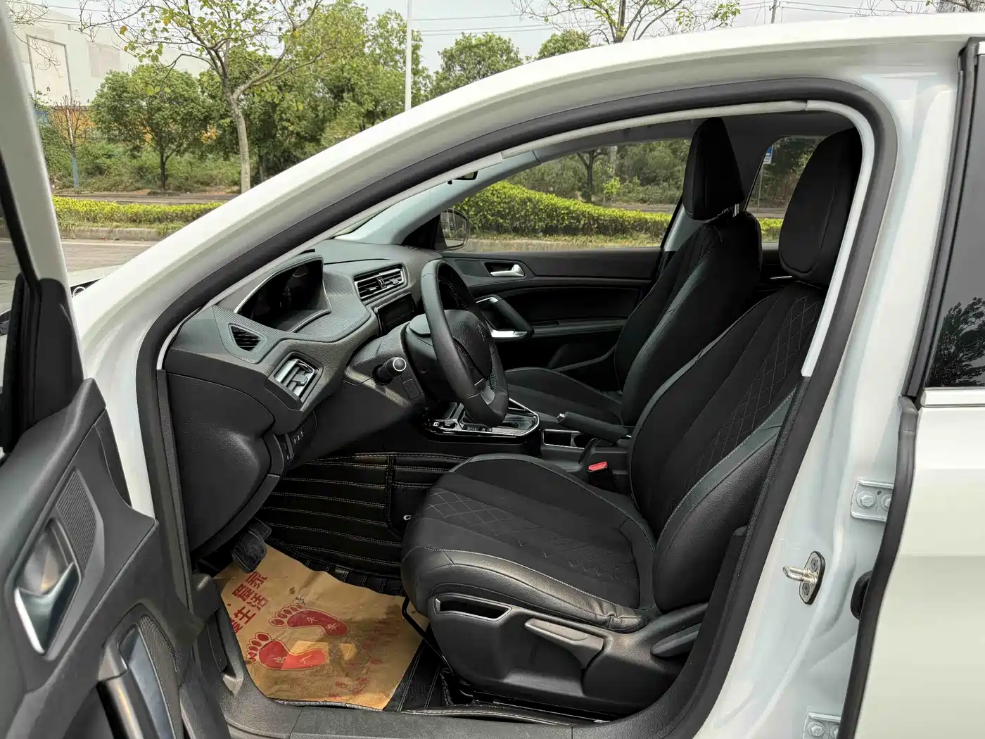 Peugeot 308 2016 230THP Automatic Luxury фото 5