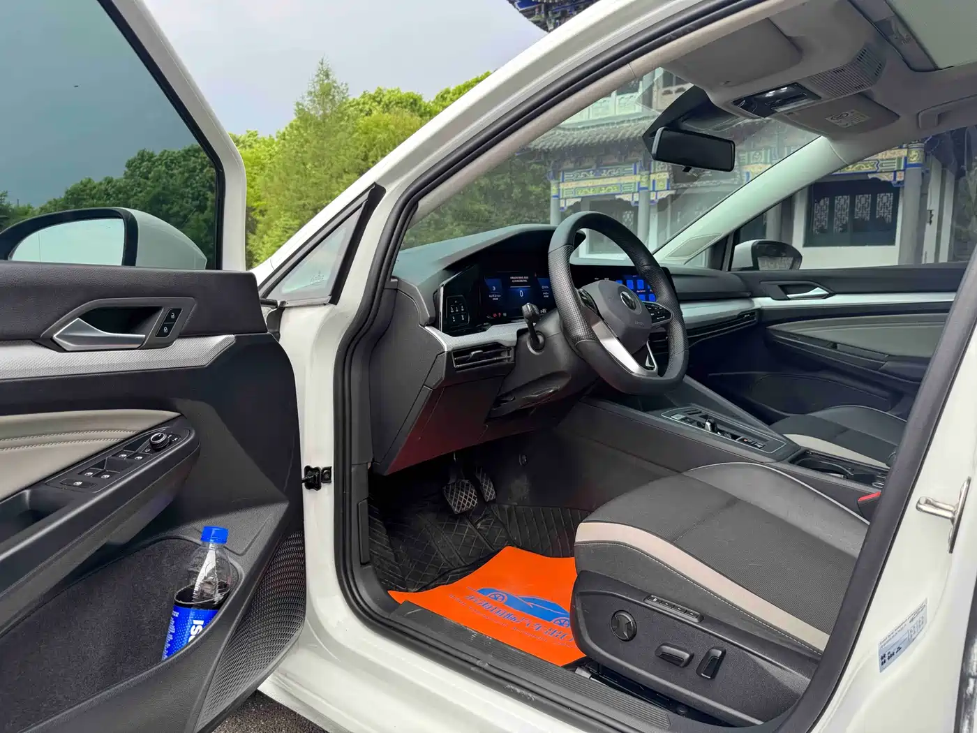 Volkswagen Golf 2023 Facelift 280TSI DSG Pro фото 7