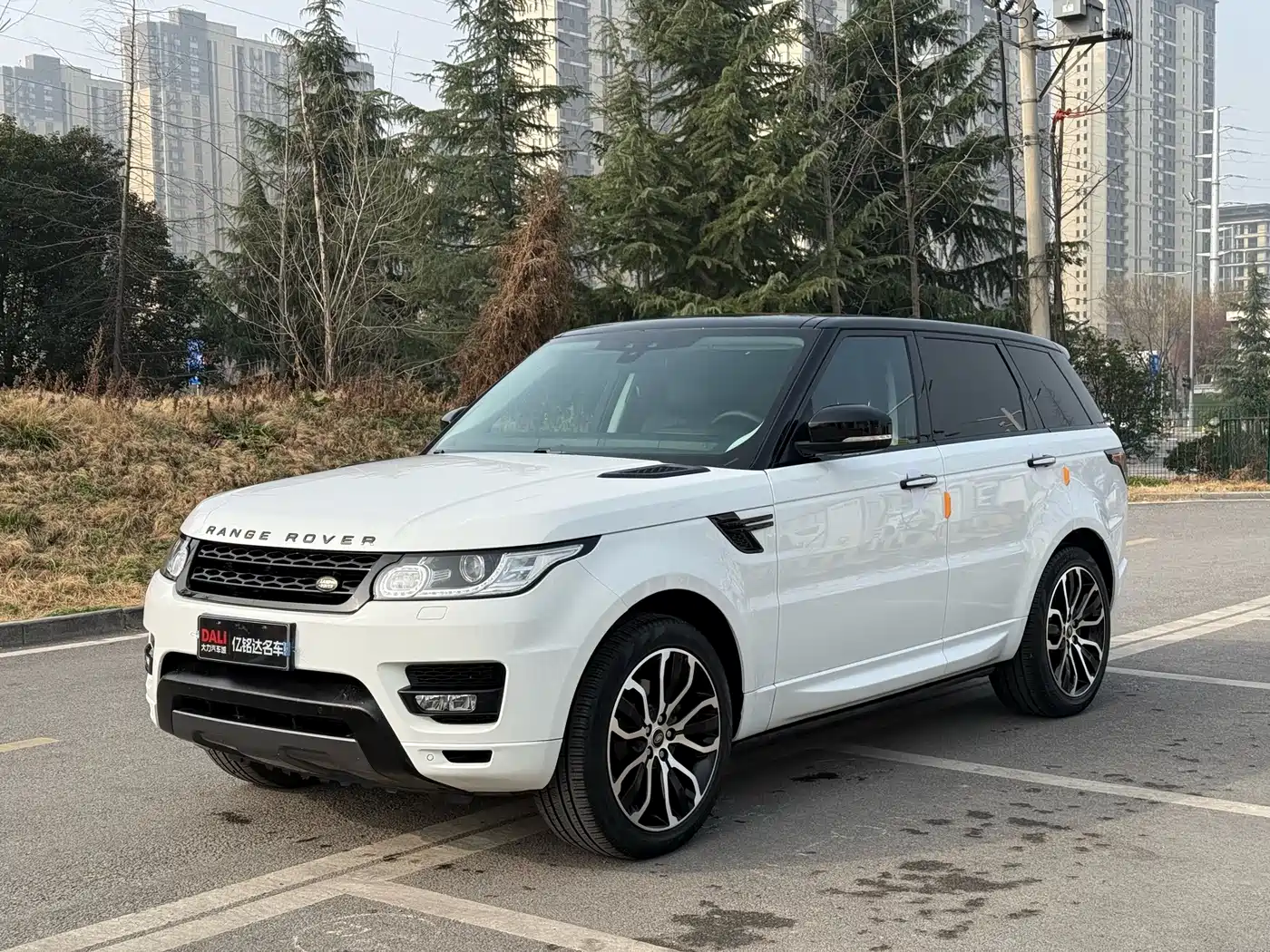 Land Rover Range Rover Sport 2017 3.0 SC V6 HSE DYNAMIC