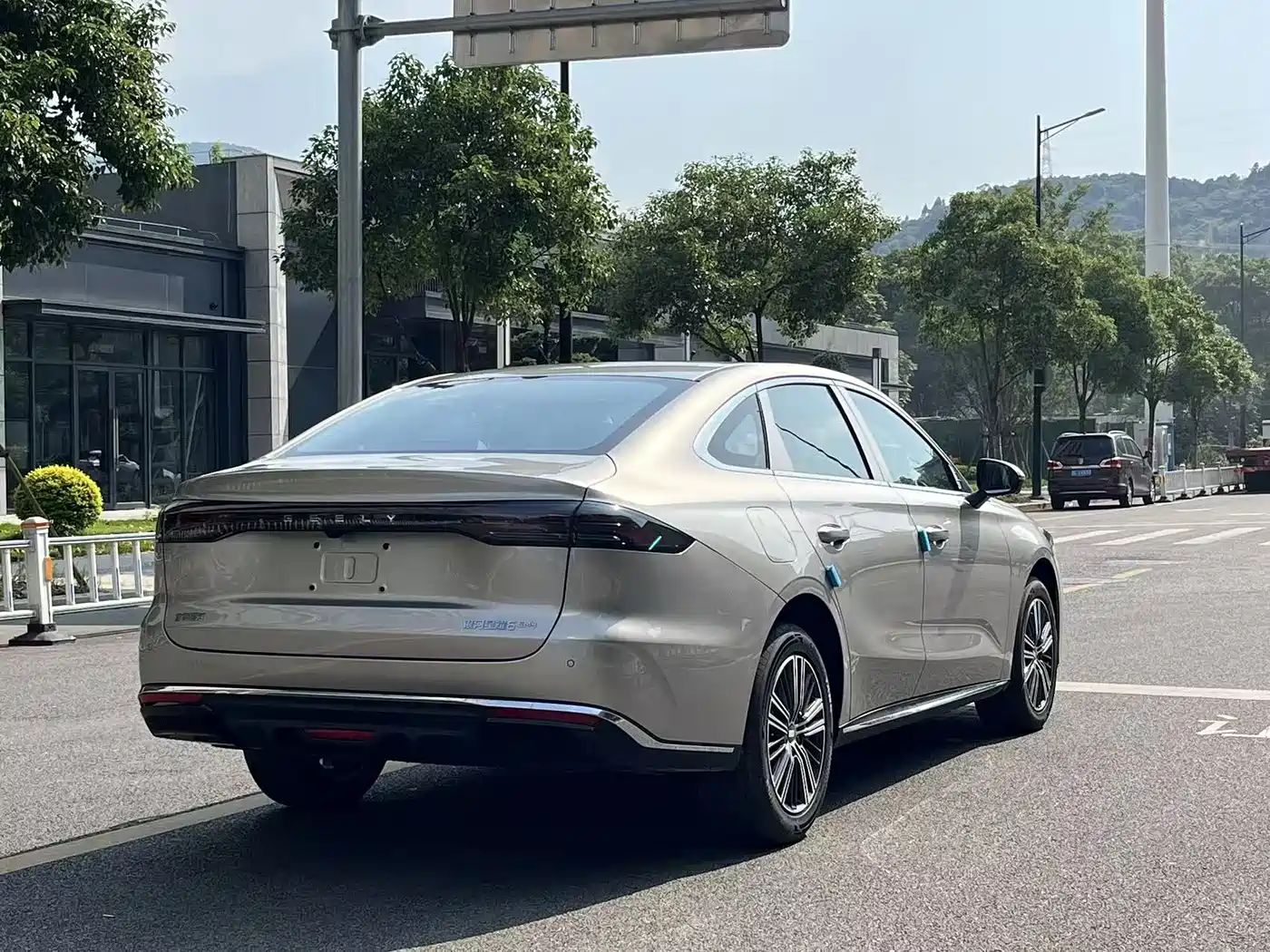 Geely Galaxy Galaxy Stellar 6 2025 Base Version фото 7