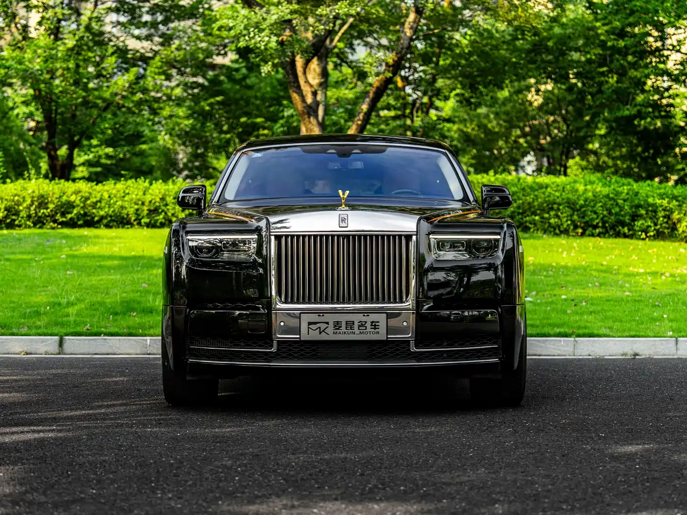 Rolls-Royce Phantom 2023 2024 Long Wheelbase Series II