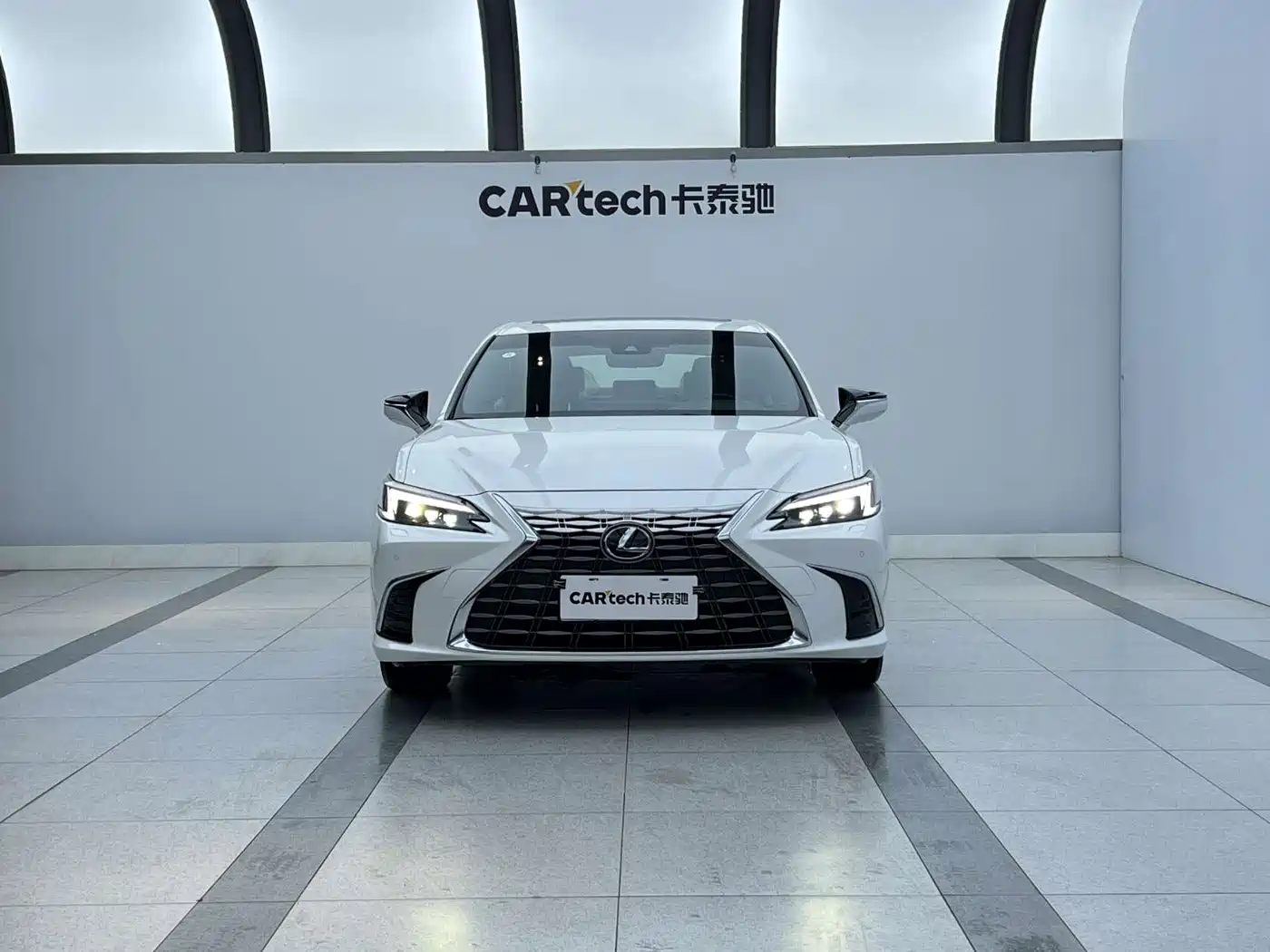 Lexus ES 2025 2025 200 Ultimate Edition