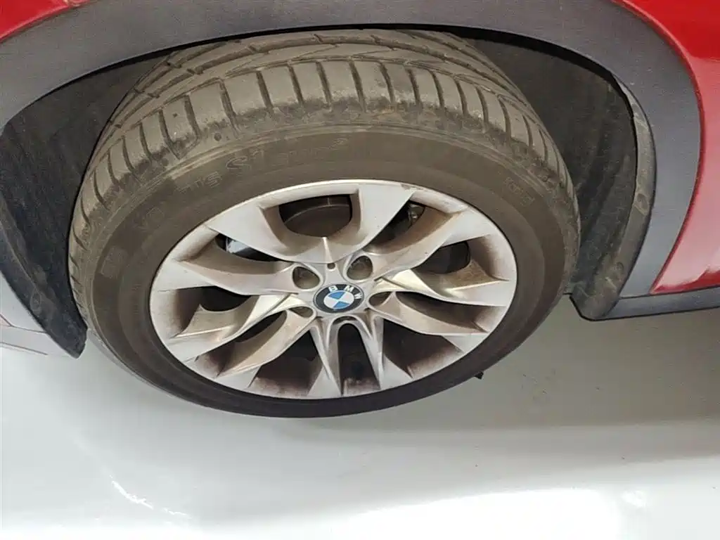 BMW X1 2015 Model sDrive18i Fashion Advanced Edition фото 23