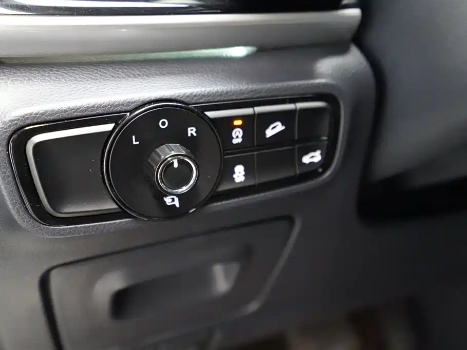 GAC Trumpchi Trumpchi M8 2021 Leading Show Series 390T Ultimate Edition фото 7