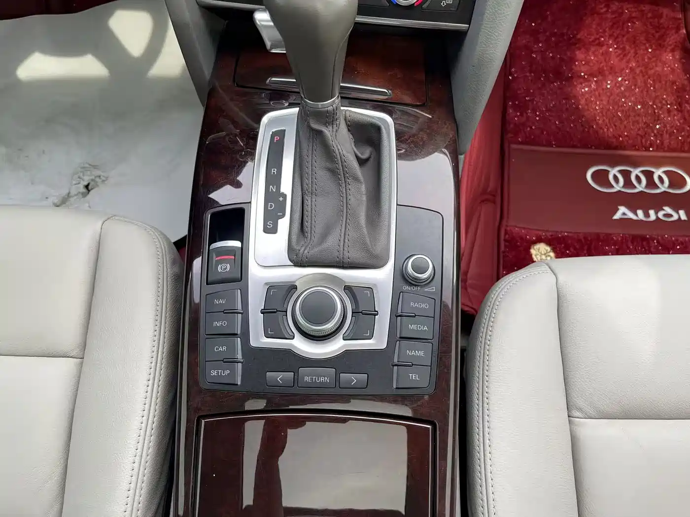 Audi A6L 2009 2.4L Comfort фото 17