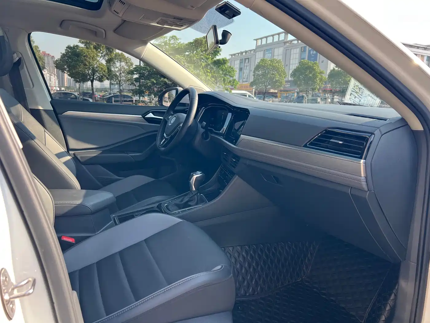 Volkswagen Sagitar 2022 280TSI DSG Excellence Edition фото 5