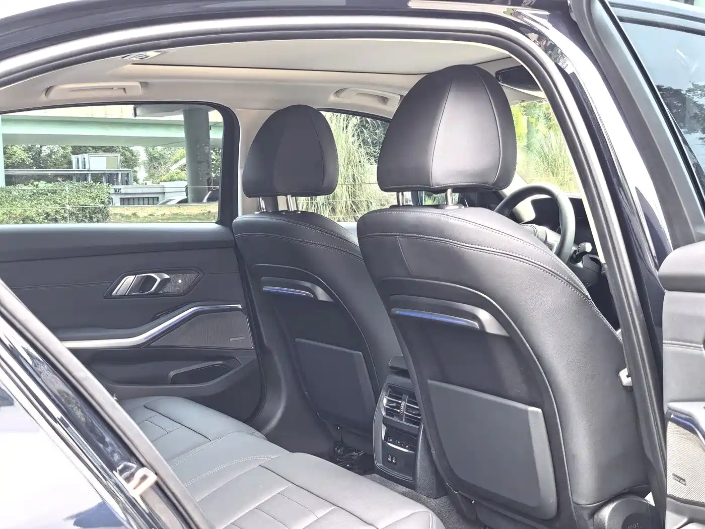 BMW 3 Series 2020 325Li M Sport Black Night Package фото 7