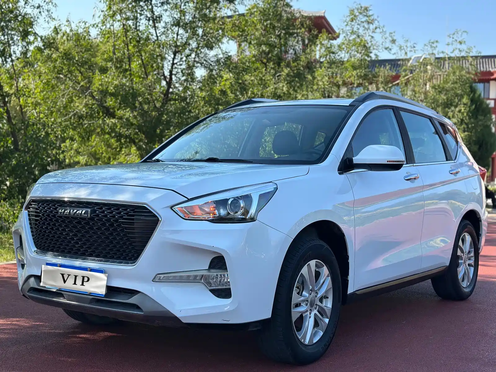 Фото 1 - Haval M6