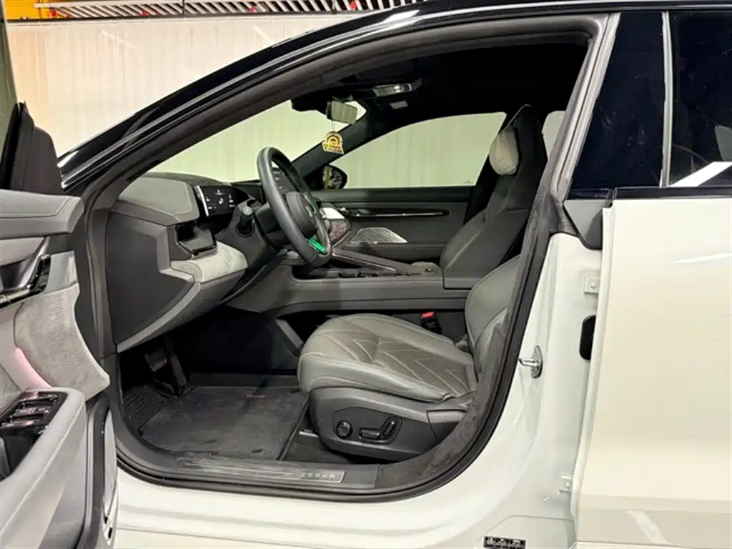 ZEEKR EXTREME KRYPTON 001