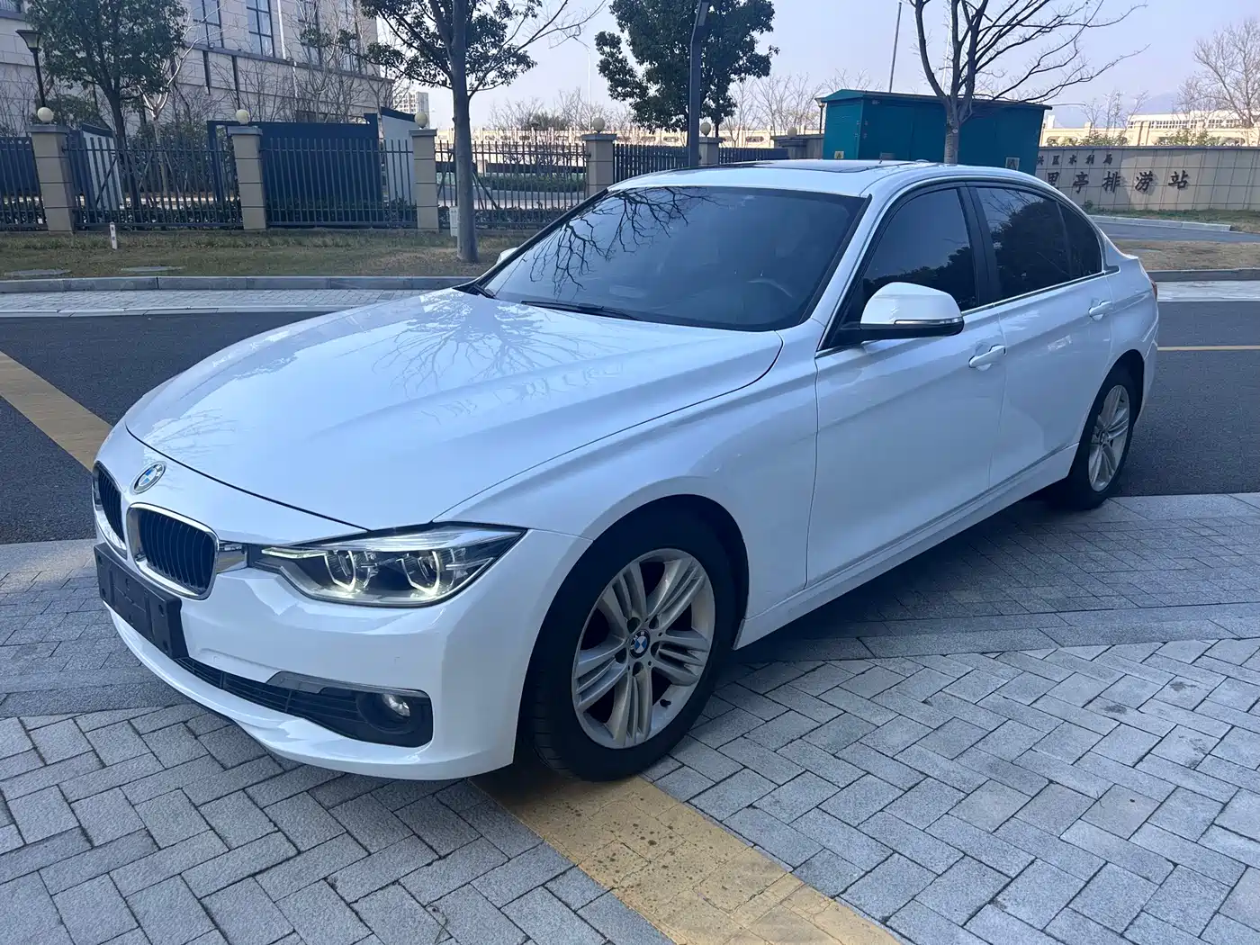 BMW 3 Series 2017 320Li Fashion