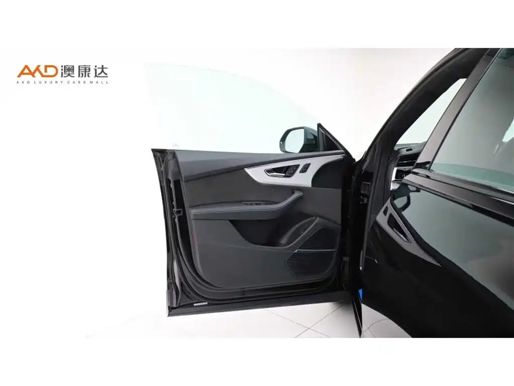 Audi Q8 2020 2019 Model 55 TFSI Premium Dynamic