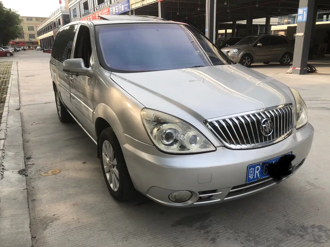Buick GL8 2013 2.4L Executive Edition фото 19