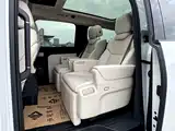 Фото 8 - Li Auto MEGA