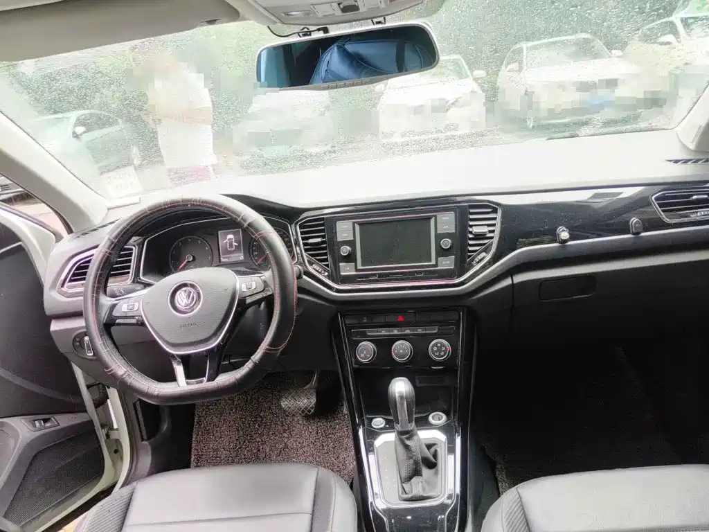 Volkswagen T-ROC 2018 2018 280TSI DSG 2WD Comfort (China V)