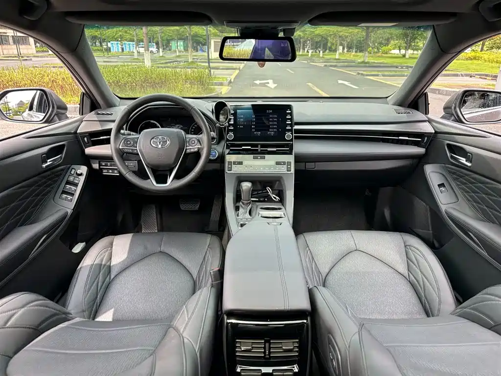 Toyota Avalon 2019 Hybrid 2.5L XLE Premium Edition China VI фото 8