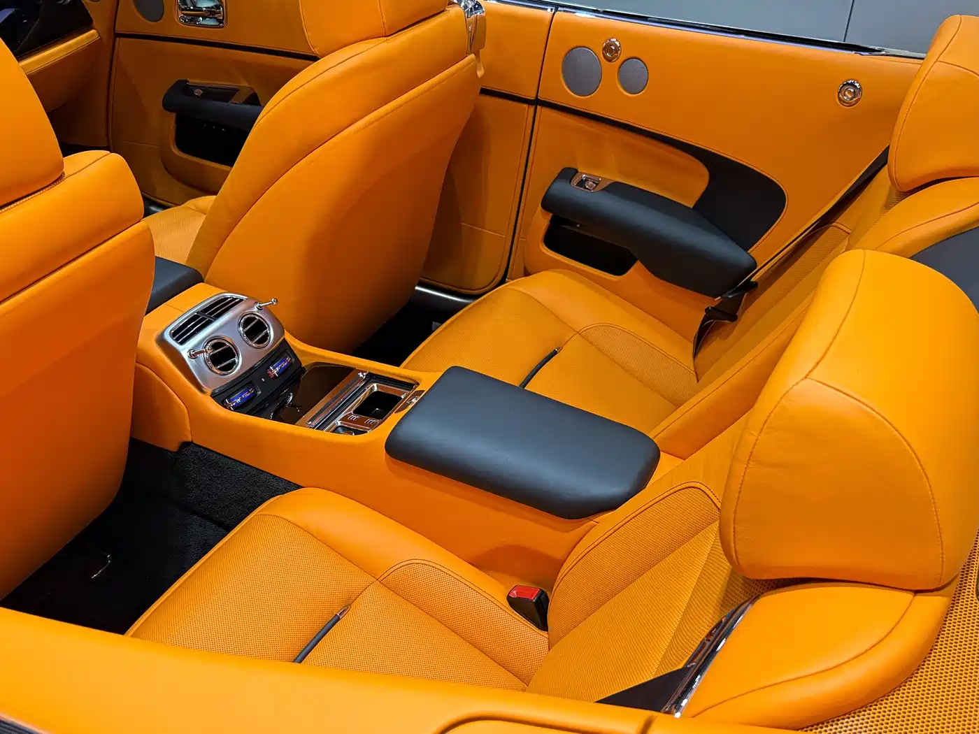 Rolls-Royce Dawn 2021 2018 6.6T Standard