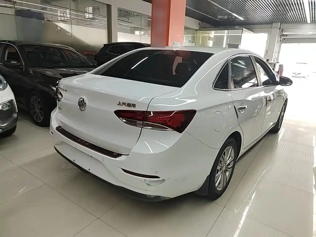 Buick Excelle 2019 15T DCT Connected Elite Type China VI фото 7