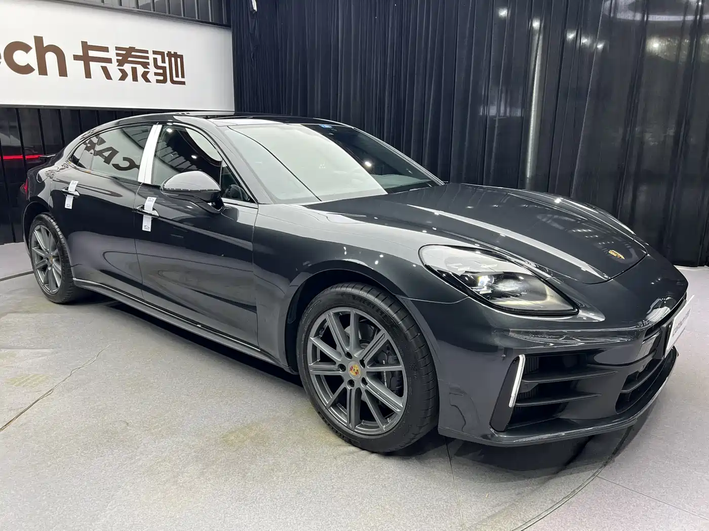 Porsche Panamera 2024 Panamera Executive Long Wheelbase 2.9T фото 21