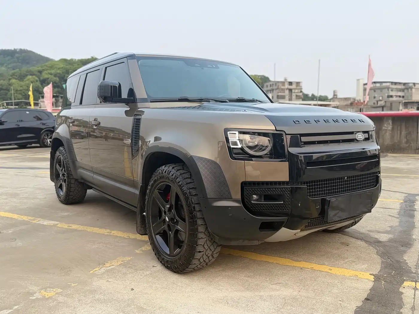 Land Rover Defender 2020 Model 110 P400 HSE фото 3