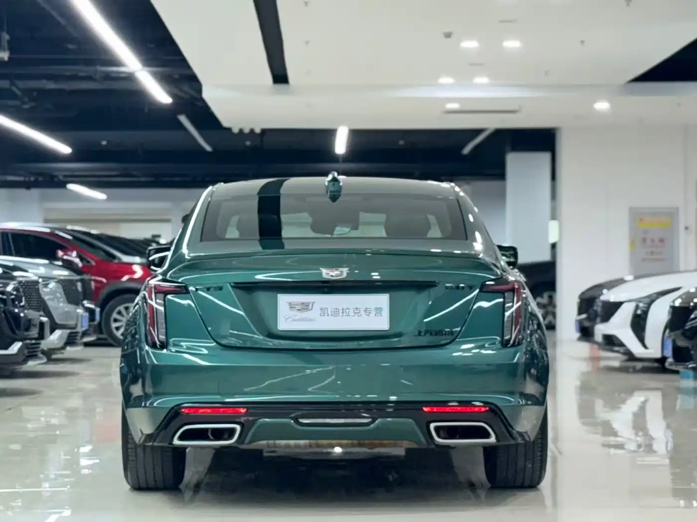 Cadillac CT5 2025 Model 28T Track Performance Edition фото 8
