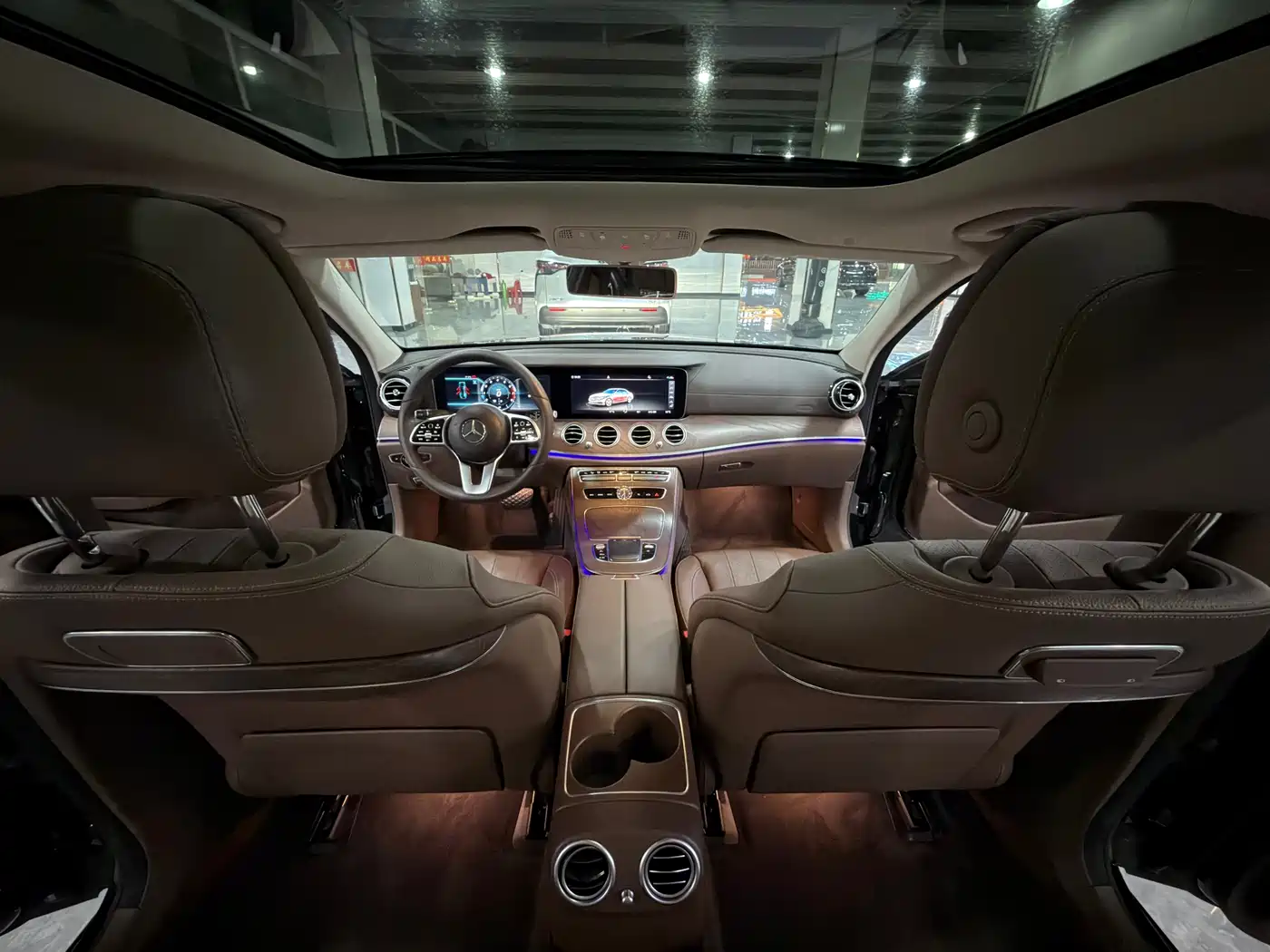 Mercedes-Benz E-Class 2019 E 300 L Fashion фото 10