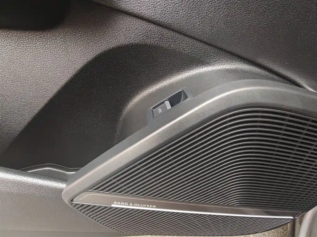 Audi SQ5 2021 3.0 TFSI quattro фото 10