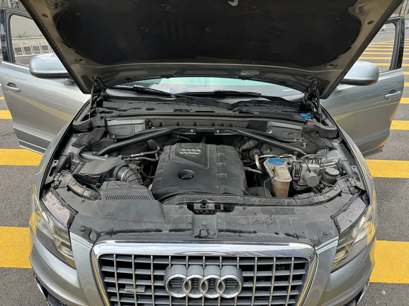 Audi Q5 (Import) 2010 2010 2.0TFSI Sport Edition