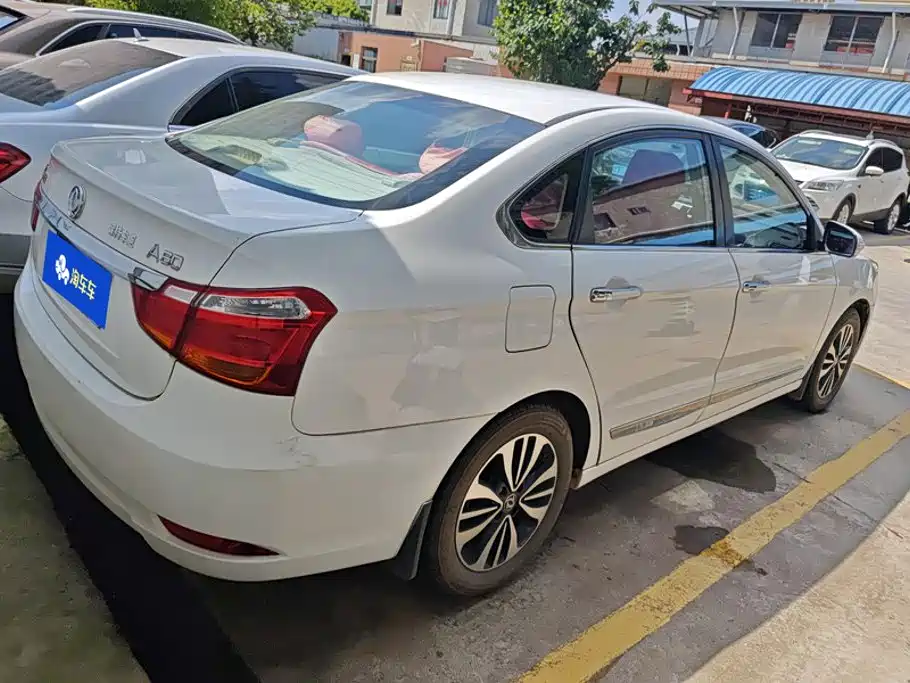 Dongfeng Aeolus Dongfeng Fengshen A60 2016 2016 Model 1.5L Manual Luxury