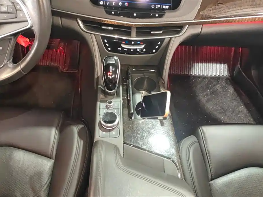 Cadillac CT6 2021 28T Luxury фото 16
