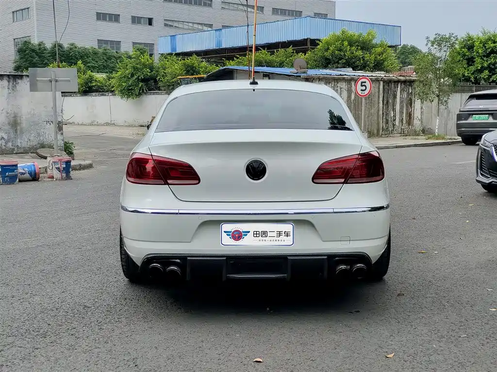 Volkswagen FAW-Volkswagen CC 2016 Model 1.8TSI Luxury фото 5