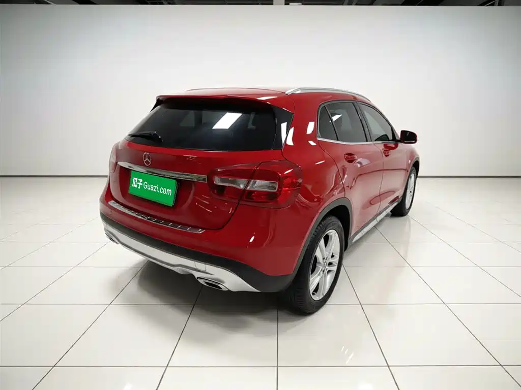 Mercedes-Benz GLA 2016 GLA 200 Dynamic фото 7