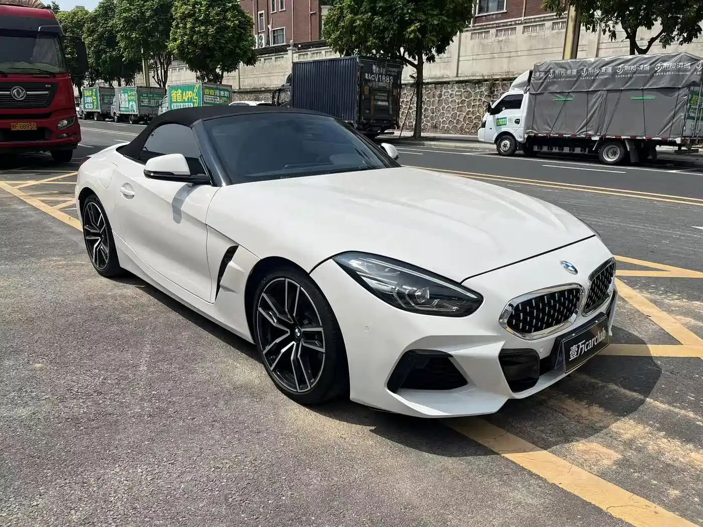 Photo 3 - BMW Z4