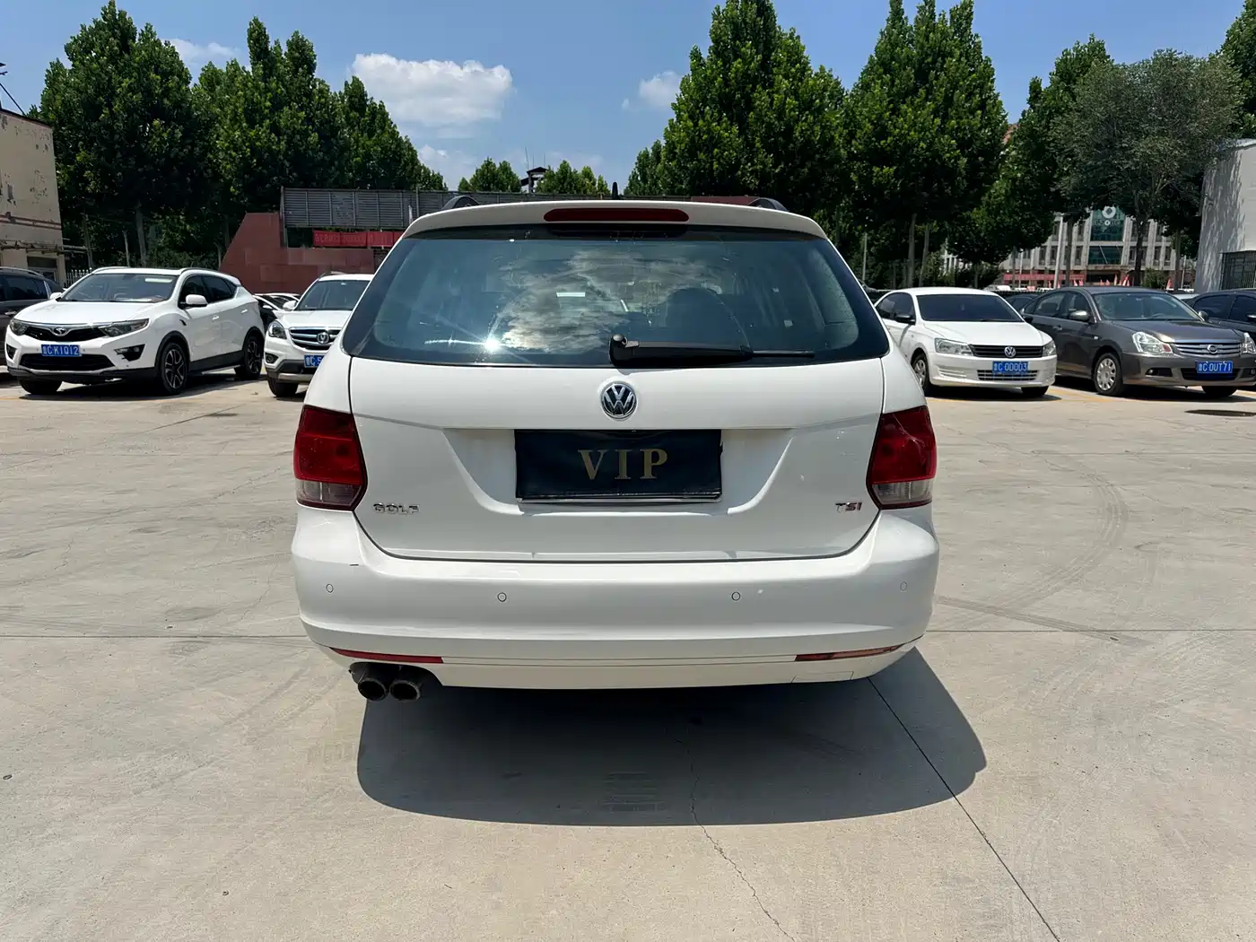 Photo 7 - Volkswagen Golf (Import)