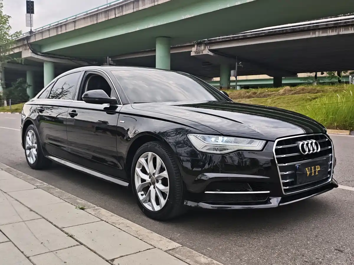 Audi A6L 2018 30th Anniversary 35 TFSI Fashion фото 3