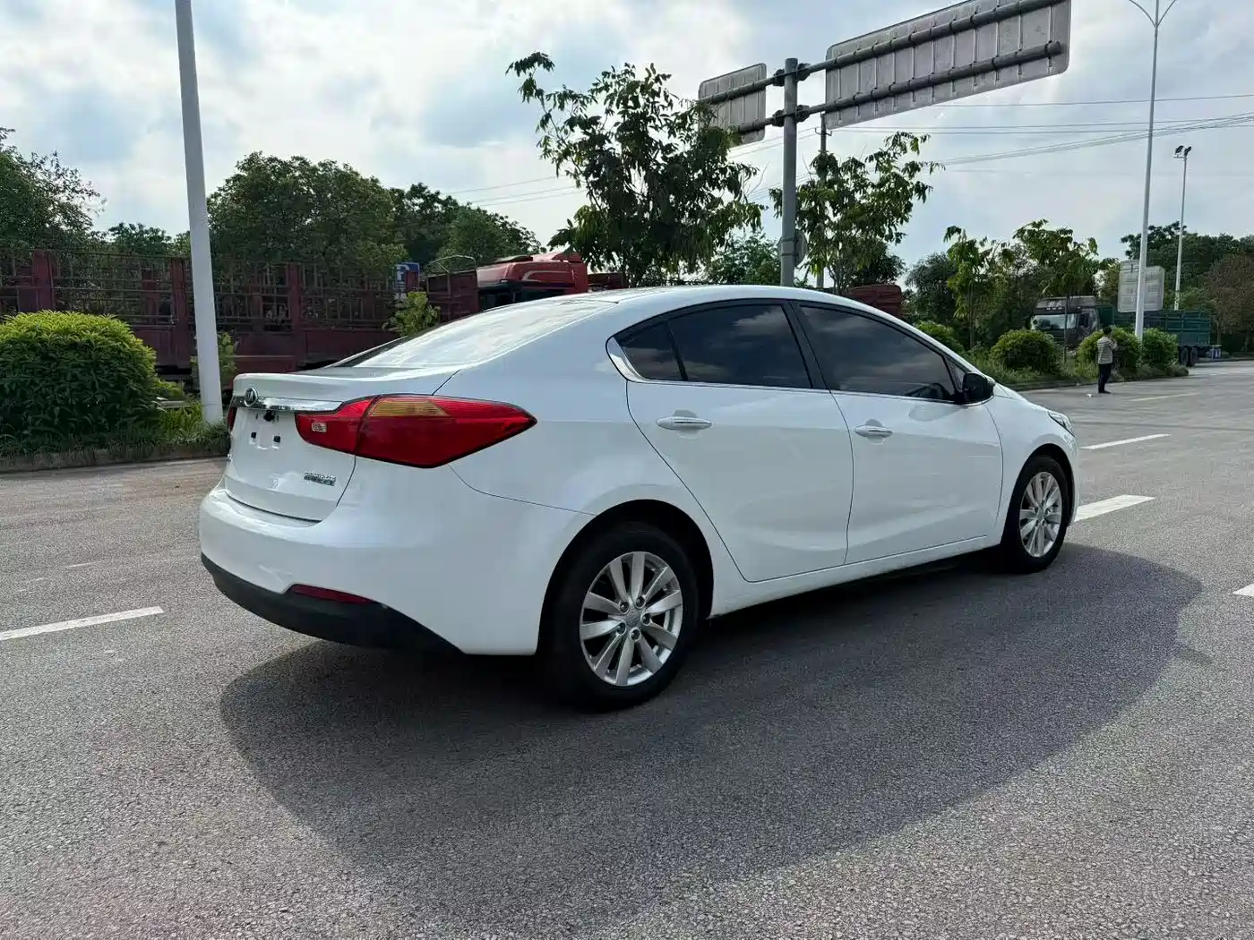 Kia K3 2013 1.6L Automatic GLS фото 7