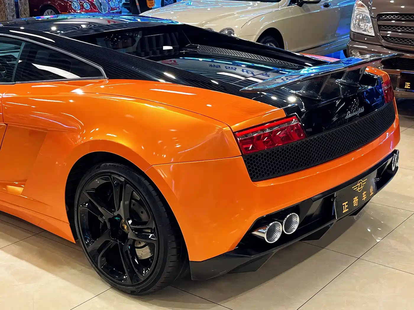 Lamborghini Gallardo 2011 2010 LP 550-2 Standard Edition