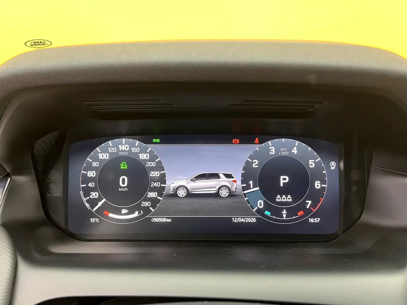 Land Rover Discovery Sport 2023 249PS R-Dynamic S Performance Version фото 25
