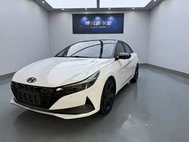 Hyundai Elantra 2022 1.5L CVT 20th Anniversary Edition